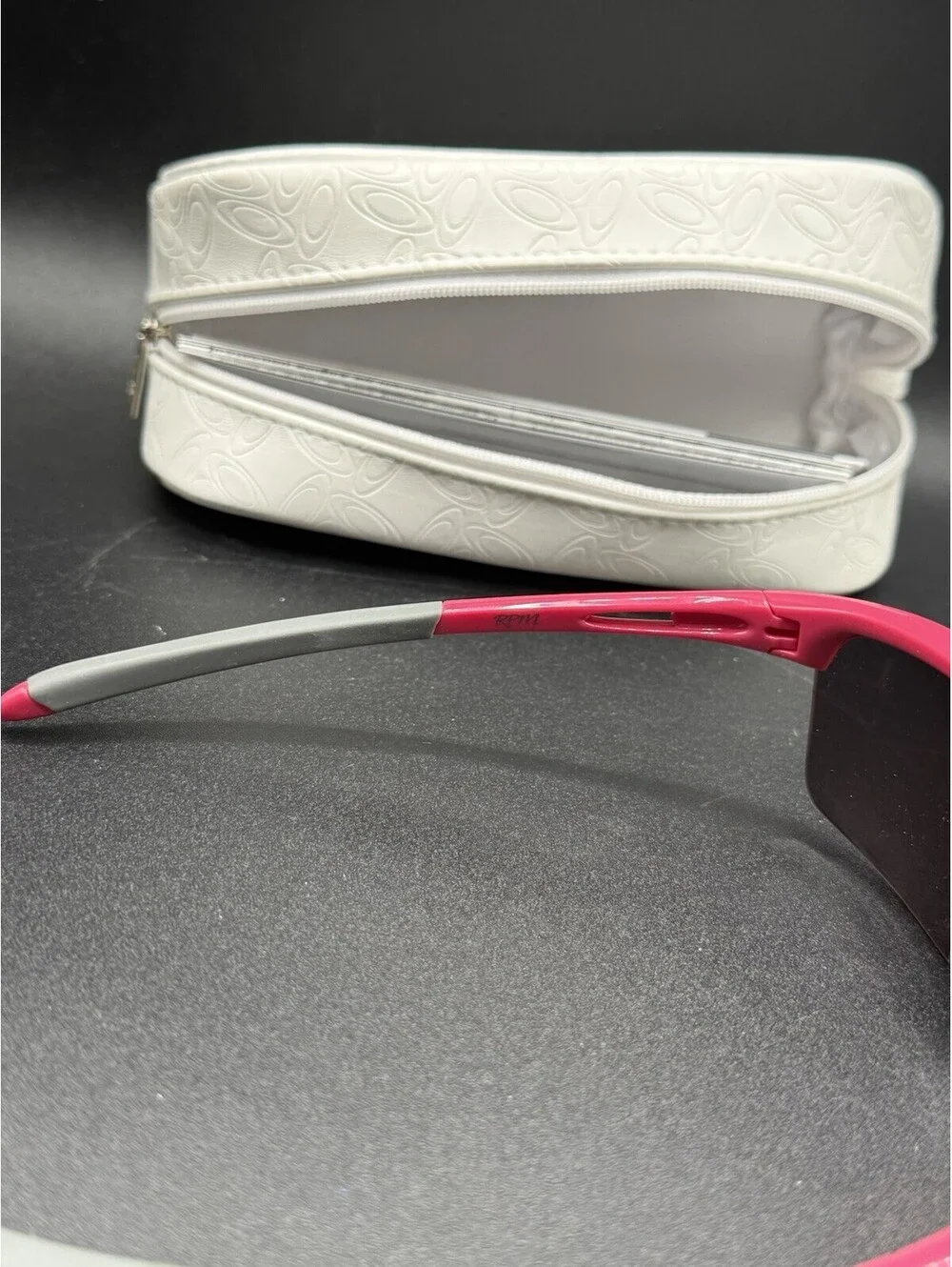 Oakley RPM Squared OO9205-16 Magenta/OO Grey Polarized Lenses